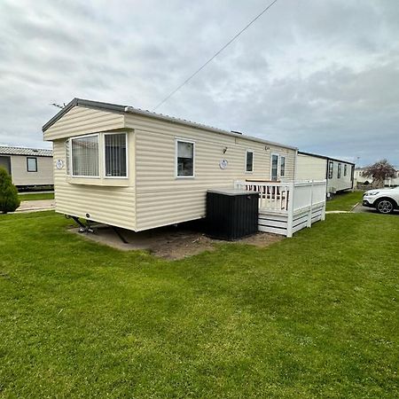 6 Berth Caravan On Marine Holiday Park Otel Rhyl Dış mekan fotoğraf